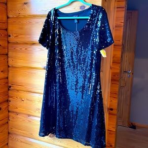 Black sequin short sleeve dress Torrid size 2